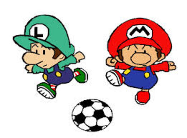 yo jugaba al futbol nosotros ganamos