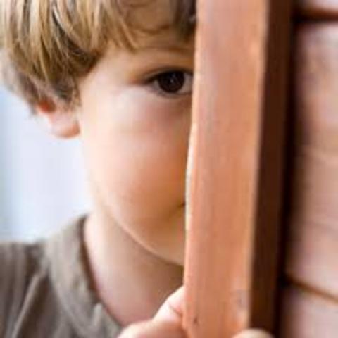 yo asistia a la escuela Linden yo muy tímido