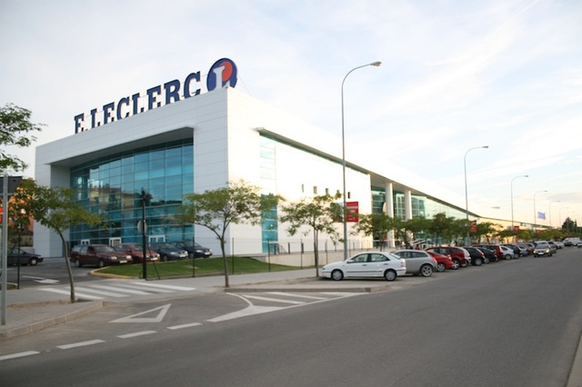 Construcción dle Centro Comercial "El deleite"