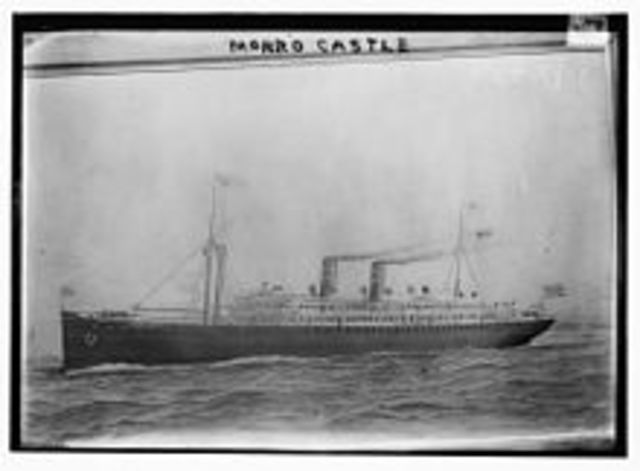 hundimiento de barco estado unidense