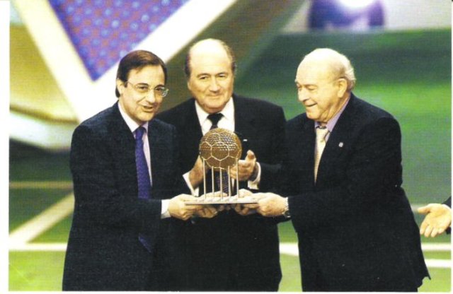 TROFEO FIFA AL MEJOR CLUB DEL SIGLO XX