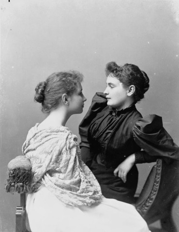 Helen Keller getting tought by Anne Sullivan
