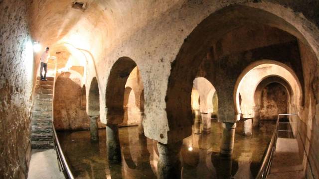 EDAD MEDIA EN EXTREMADURA