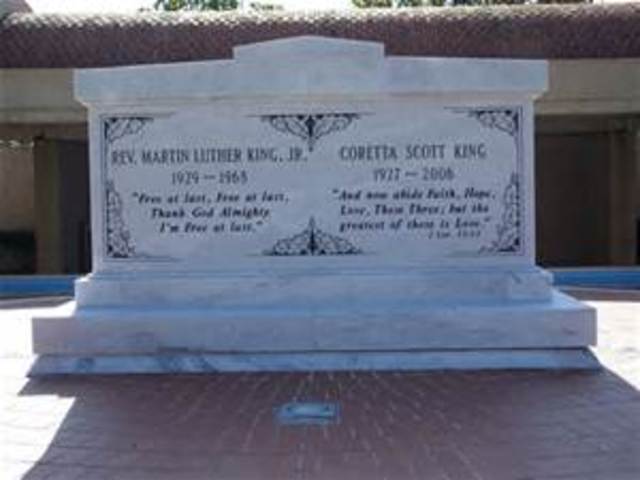 king is buried in Alanta