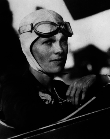 1st woman to fly over the Atlantic