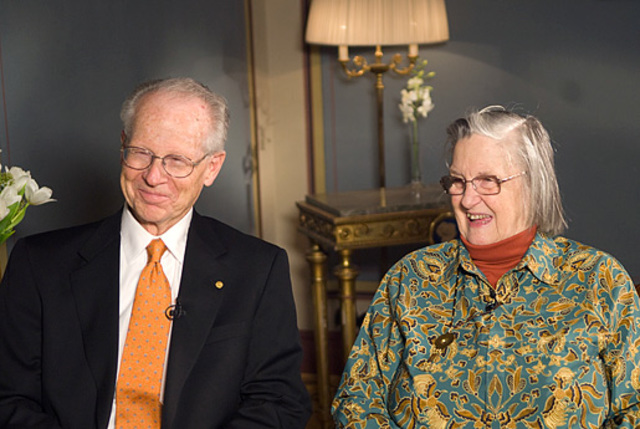 Elinor Ostrom y Oliver E. Williamson