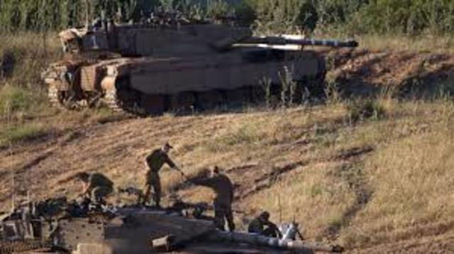 Israeli and Syrian troops exchange fire