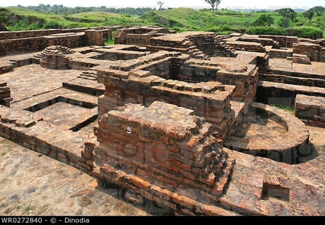 Finding the Sandalwood imaga of Kausambi