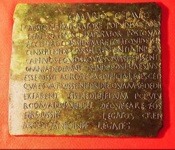 El bronce de Alcántara