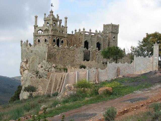 Castillo de Miramontes