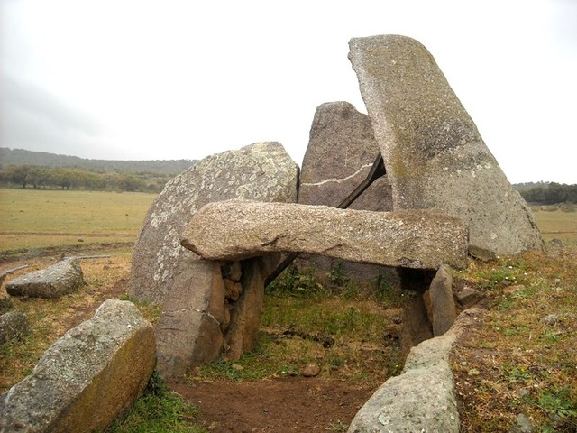 Dolmen de El Milano, en Barcarrota
