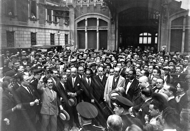 primeira actividade política