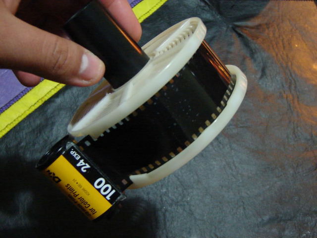 REVELADO DE ROLLOS FOTOGRAFICOS BLANCO Y NEGRO