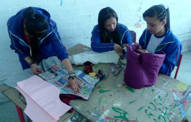 2 FASE - DISEÑO Y CREACIÓN DE VESTUARIO