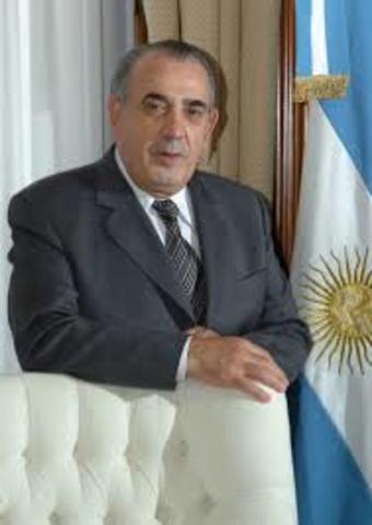 Presidente interino Eduardo Camaño