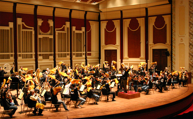 The Pittsburgh Symphony was founded.