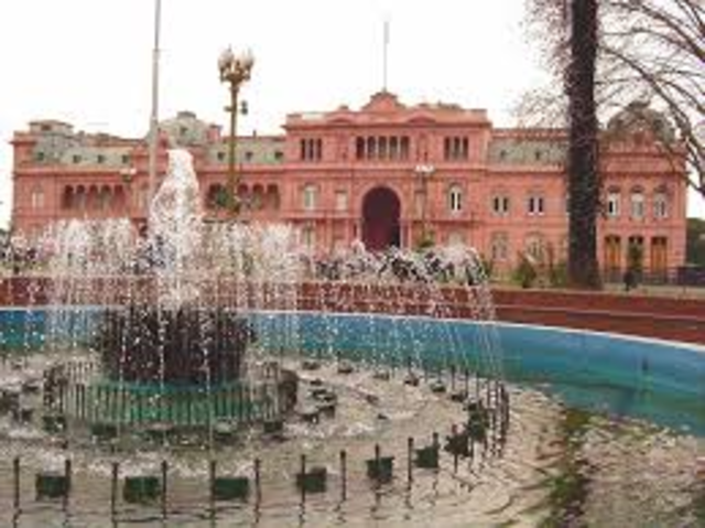Visit Plaza de Mayor