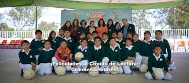 Entre a la primaria Guillermo Gonzalez Camarena