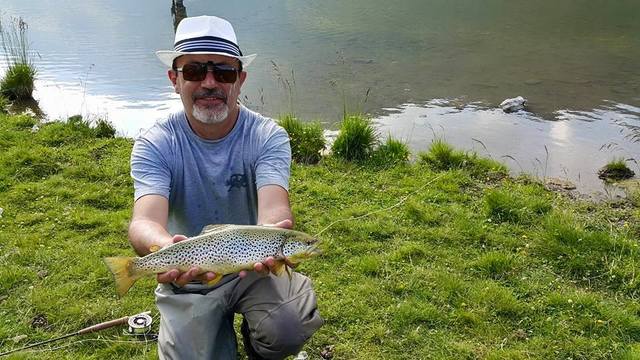 Езерска пастрмка од Боговињско езеро