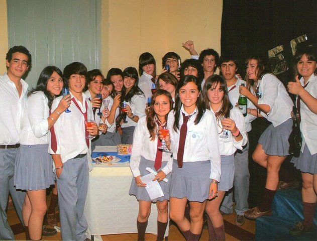 Culmine mis estudios secundarios.