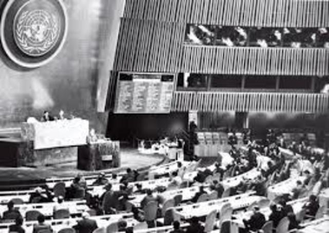 China ingresa a la O.N.U.