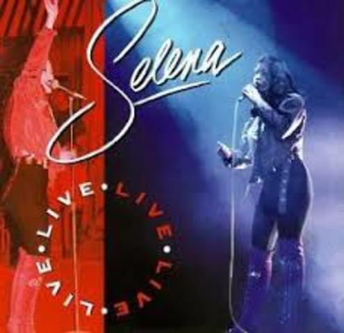 Selena ganó doble platino para "Selena Live"