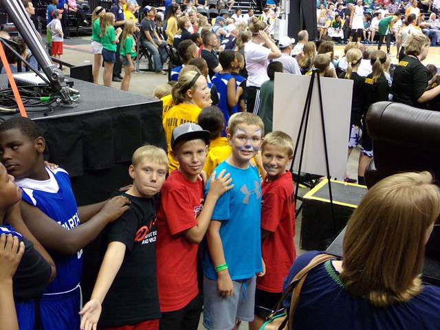 Basketball team saw a Lynx game.