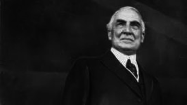 Warren G. Harden becomes president