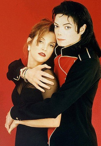 Michael Jackson marries the daughter of the King of the Rock