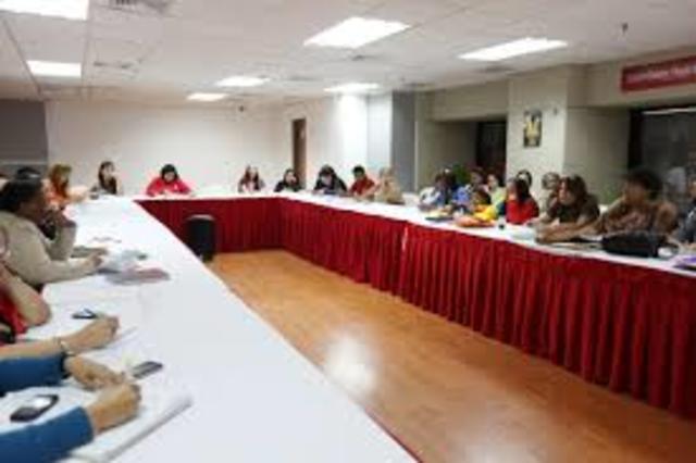 se crea la Comision Nacional de la Mujer