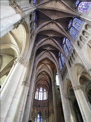 Édification de la cathédrale de Reims
