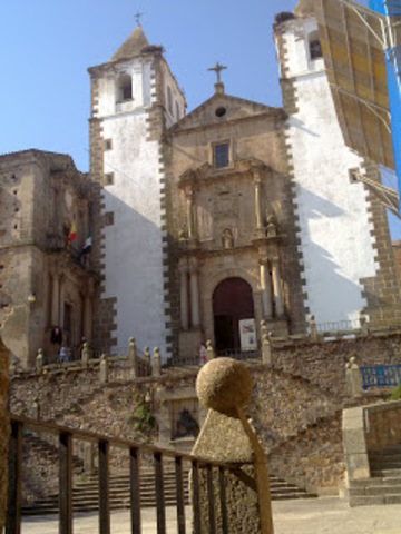 Iglesia de San Francisco Javier, Cáceres
