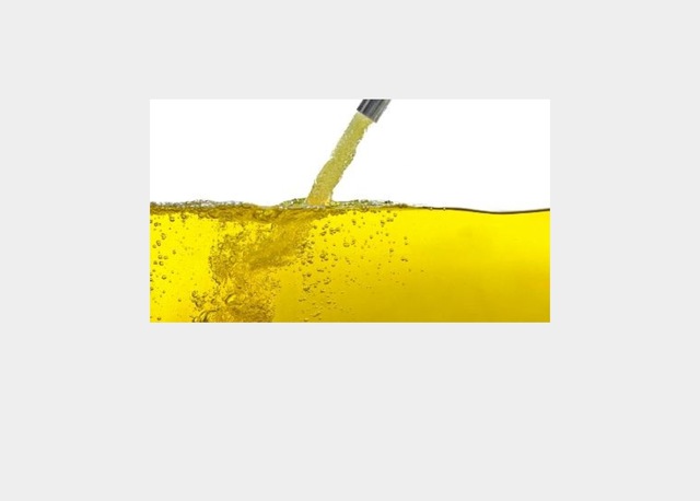 Rocket using liquid fuel