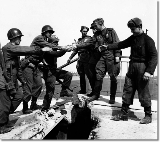 american forces meet up with their russian allies at the elbe river in germany