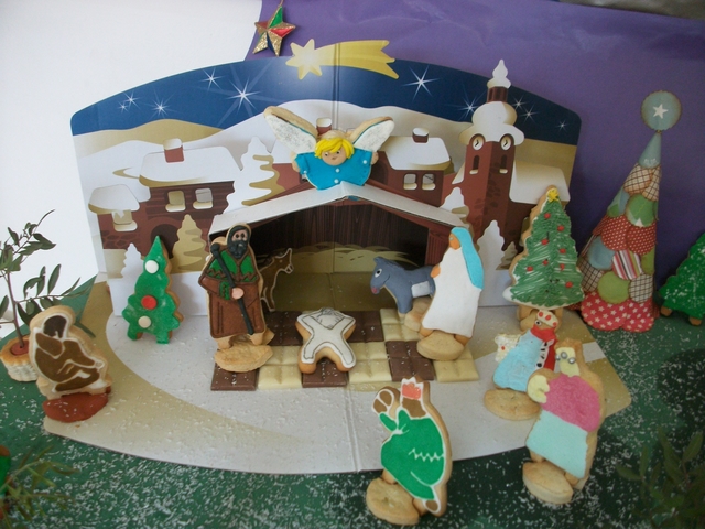 PESSEBRE FET AMB GALETES