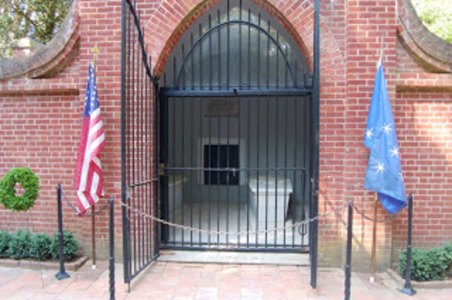 George Washington  died.