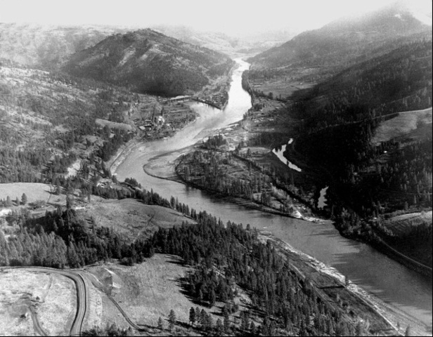 The Expedition Reaches the Clearwater River
