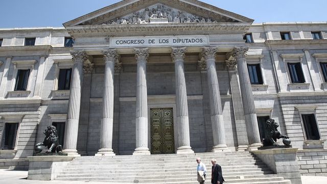 Se inaugura el edificio del congreso de los diputados