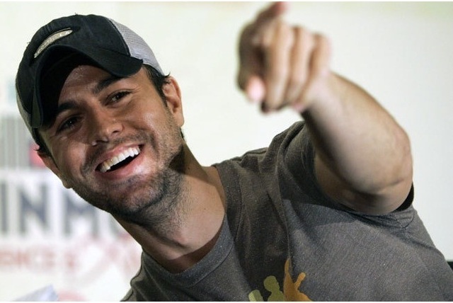 He releases multiple top 100 songs between 1998 and 2002