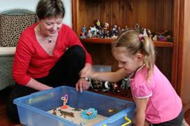 volunteer as therapist