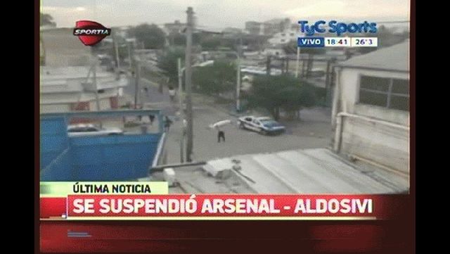 Barra de Arsenal suspende partido vs Aldosivi por incidentes
