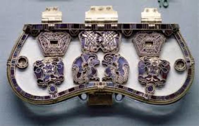 Sutton Hoo purse cover