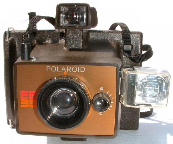 Polaroid EE33