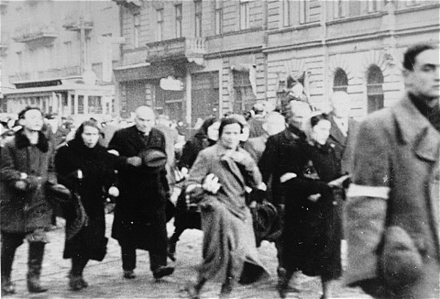 Jewish resistance in the Warsaw Ghetto ends.