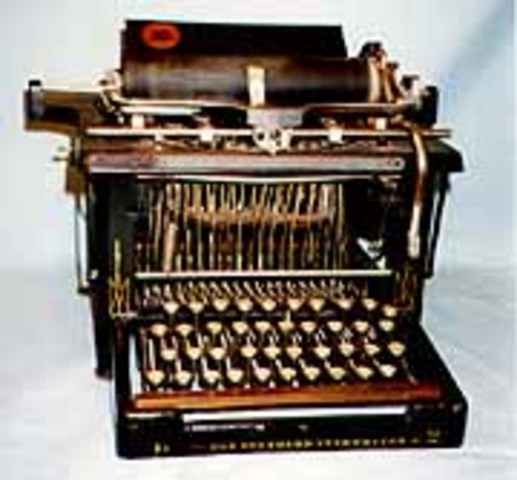 CREACION DE LA MAQUINA DE ESCRIBIR