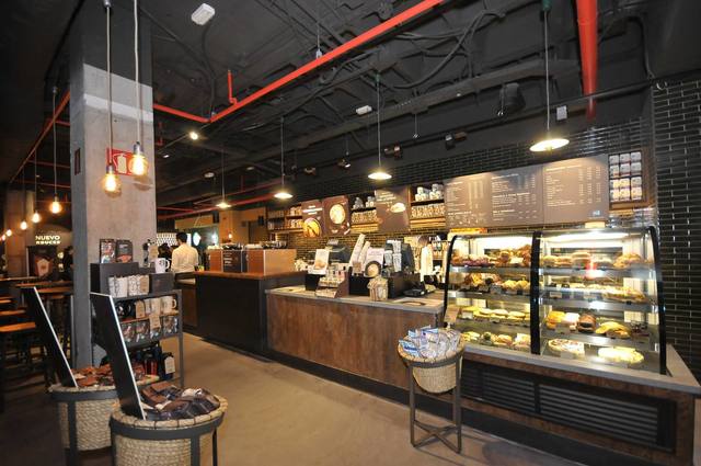 Abre su primer local en Bilbao