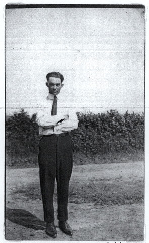 Honorable Discharge and Enlistment Records for Hoskins