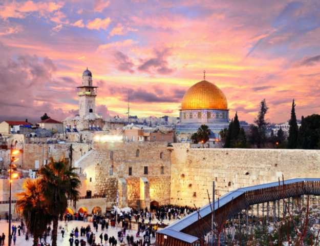 Joel hurries into Jerusalem to warn the Israelites