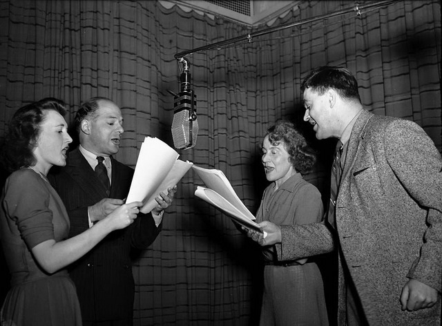 Legislation Brings Canada Radio Broadcasting into Existence DOCUMENTS ACTS&TREATIES