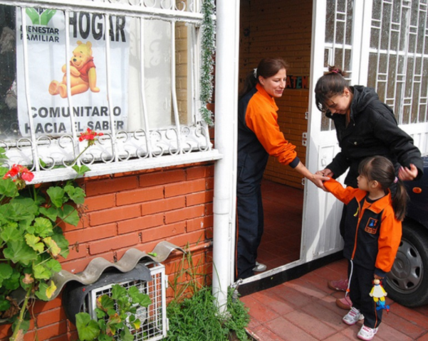 Hogares comunitarios